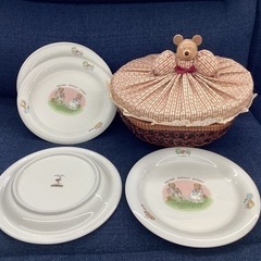 メ　美原店　レトロ　お皿5枚セット　くまちゃんケース付き♪ レト...