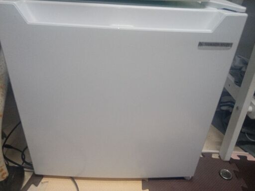 その他 Mini refrigerator