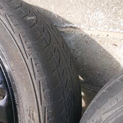 中古タイヤ145/70R12 2本セットの画像