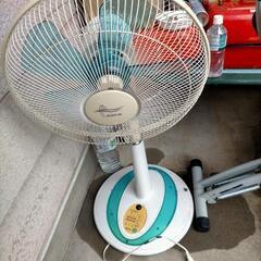 少し大きな扇風機