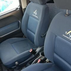 ジャンク、部品取りの丸車です。フレームが使えないため廃車になりました。部品取りで置いてましたけど雪の下になる前に処分したいと思います。気になる方、欲しい方質問してください。の画像