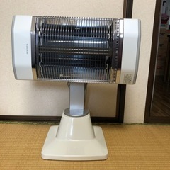 ダイキン　遠赤外線暖房機　セラムヒートの画像