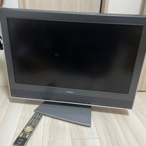TOSHIBA東芝32インチ液晶テレビ(注B－CASカードなし） (ゆっきーな