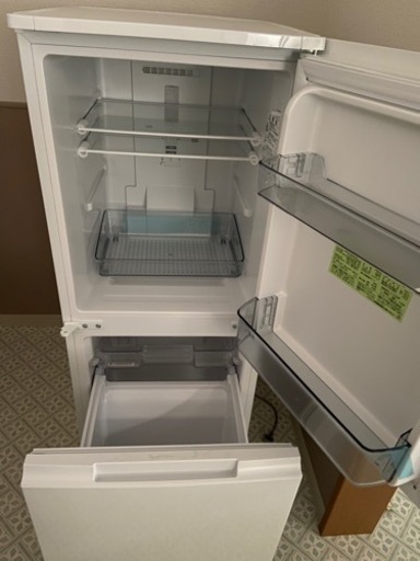 シャープ冷凍冷蔵庫　美品