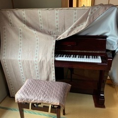 アップライトピアノの画像