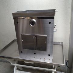 手軽に炭火 やきいも屋さん ねっとり芋 ほくほく 焼きいも機器 フェス さつまいも 44800円 炭火で焼きいも機 七輪 ステンレス釜 壷窯業務用 厨房機器卓上 ドテ焼 餃子焼 鉄板焼き プレス 焼きそば お好み焼き 屋台用品 ガス焼肉器 都市ガス プレート たこ焼き 焼き台 LPガス コンロ グリル 祭り イベント 五平餅 バーナー 中古厨房 カキ 牡蠣焼き かき 蒸し焼 クッキング レギュレーター バンズ ハンバーガー ハンバーグ グリドル 床置き 厨房機器 居酒屋 省スペース マルゼン クレープ焼 の画像