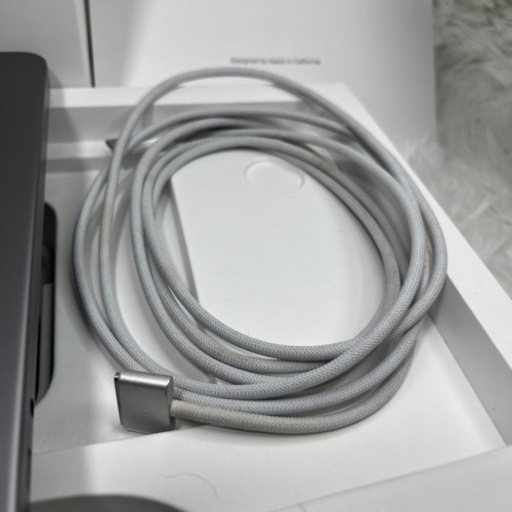 MacBook Pro 18 MKGQ3J/A 1TB 16GB 10コア M1 Pro A2442