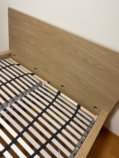 IKEA MALMクイーンサイズ　ベッド