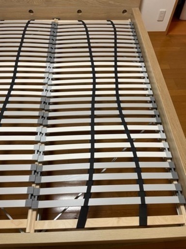 IKEA MALMクイーンサイズ　ベッド