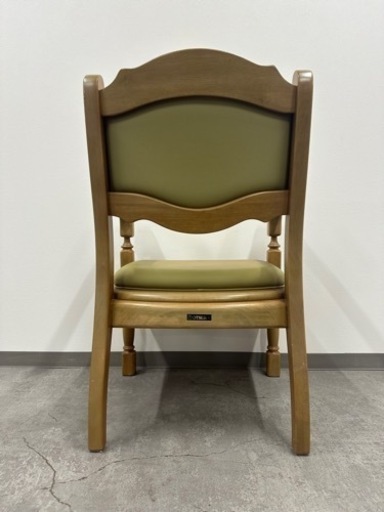 INT235 ダイニングチェア 大塚家具 椅子 イス 激安 格安 天然木　ラバーウッド コンチェルト 食卓椅子 アームチェア 肘 