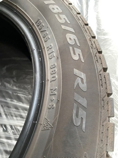 スタッドレスタイヤ4本セット　2021年製　状態良好！　ピレリ　ICE ASIMMETRICO PLUS 185/65/R15 シエンタ　フリード