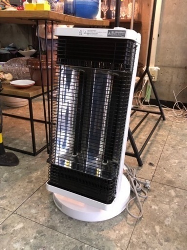 DAIKIN セラムヒーター