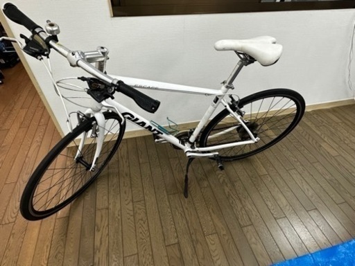 クロスバイク GIANT 2022ESCAPE R3