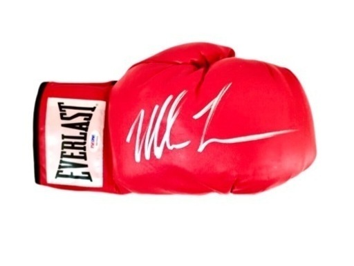 マイク・タイソン サイン入りボクシンググローブ 限定1点‼️