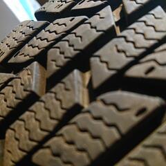 ㉙バリ溝 中古スタッドレスタイヤ 155/65R13 マルチホイールの画像