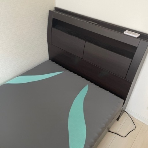 シングルベッド