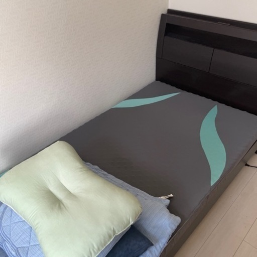 シングルベッド