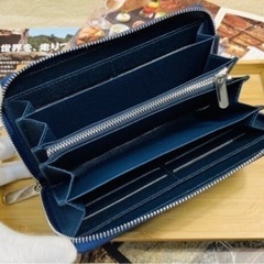 【新品未使用　田中革具！】          　　　　　　　　カーボンレザー 長財布 の画像