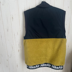 フリース/NIKE  ベストの画像