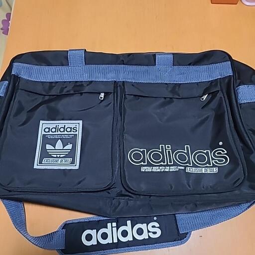 アディダス　スポーツバック　ボストンバック