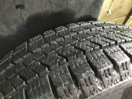 【最終値下げ】スタッドレス タイヤアルミホイール　4本セット　195/65/16