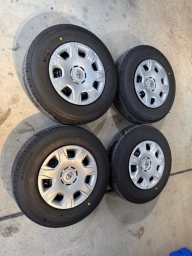 ハイエース　７型からの取り外し　タイヤ