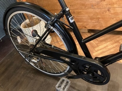 【前後タイヤ・チューブ新品！】LEDオートライト　6段変速　26インチ自転車　ブラック