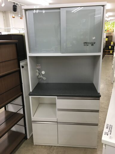 ⭐️松田⭐️ 食器棚 収納多数 大阪市近郊配送無料 ⭐️松田⭐️ 食器棚 収納多数 大阪市近郊配送無料