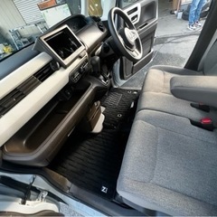 現行N-BOX入荷の画像