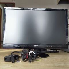 # LG 23 モニター