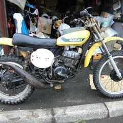 ＳＵＺＵＫＩ　ＴＭ２５０　モトクロスバイク