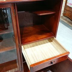 和家具｜ガラス扉｜茶箪笥｜茶棚の画像
