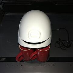 コーヒーメーカーお話し中