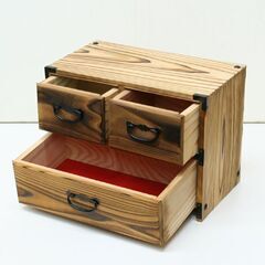 焼杉 整理箱 手造り秋田杉 幅18×奥行16.5×高さ21cm ミニタンス 2段3つ引 元箱付き 札幌市 清田区 平岡の画像