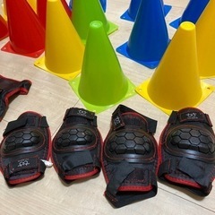 募集終了★スケボーコーン &肘当てひざ当てセットの画像