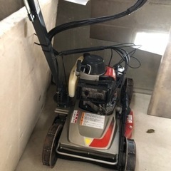 クボタ　スイング式法面自走草刈機　美品です。の画像