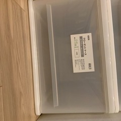 ニトリのクローゼットケース4個の画像