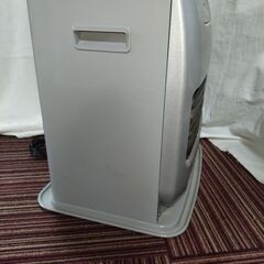 コロナ　石油ファンヒーター 強制通気形開放式石油ストーブ　FH-G3213Y【夏季値下げ応談】の画像