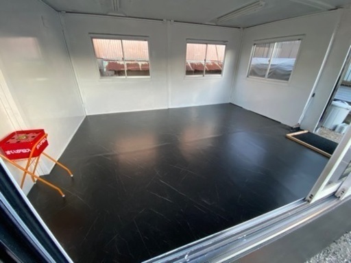 4.5m x 4m プレハブ