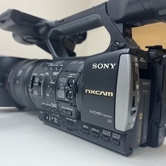 SONY ビデオカメラ　Exmor 型番HXR-NX3の画像