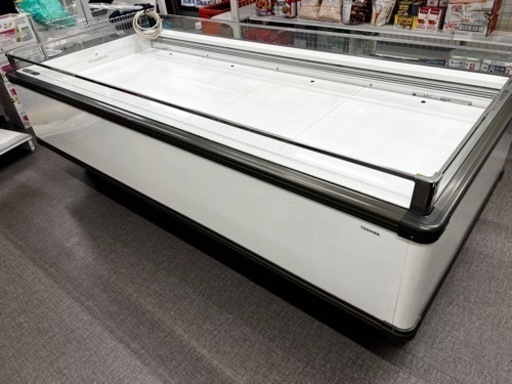 東芝　平型　冷蔵ショーケース　SF-833MWHY-G　店舗　厨房機器　200V　動作確認済み　陳列棚　什器　お土産　お店