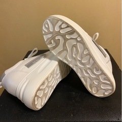 厚底(8センチ)スニーカー【22cm】の画像