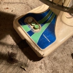 レトロ扇風機の画像