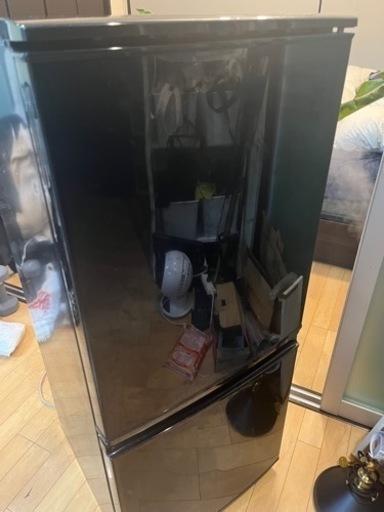 SHARP冷蔵庫ブラック 137L