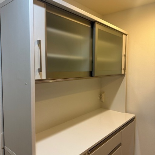 食器棚　キッチンボード　140cm ホワイト　まだまだ使えます❤️