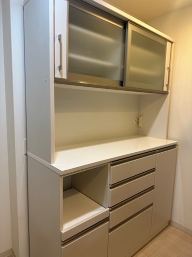 食器棚　キッチンボード　140cm ホワイト　まだまだ使えます❤️