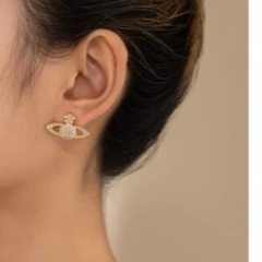 ピアス