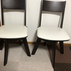 回転椅子 2客セットの画像