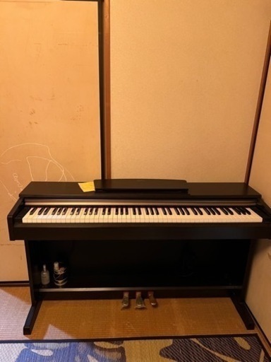 ピアノ　電子ピアノ