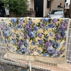 引渡済　西川　厚手2枚合わせあったか毛布　FBR 0224200の画像
